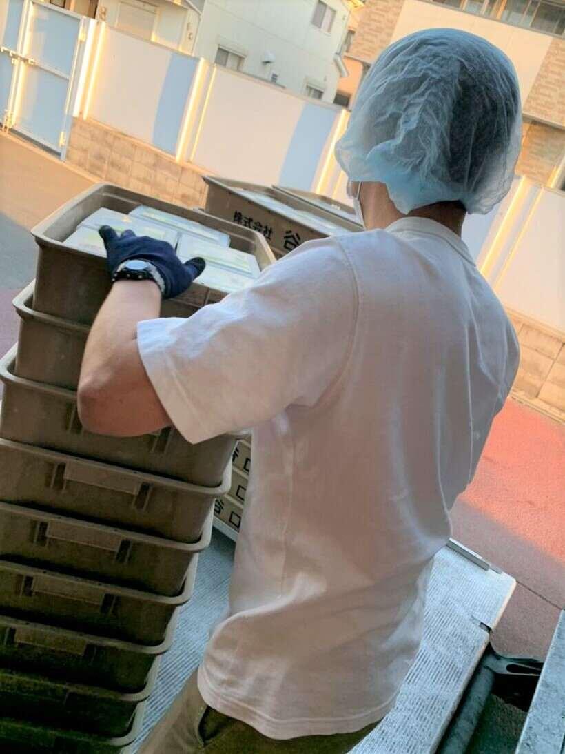 株式会社谷口 加古川営業所の制服3