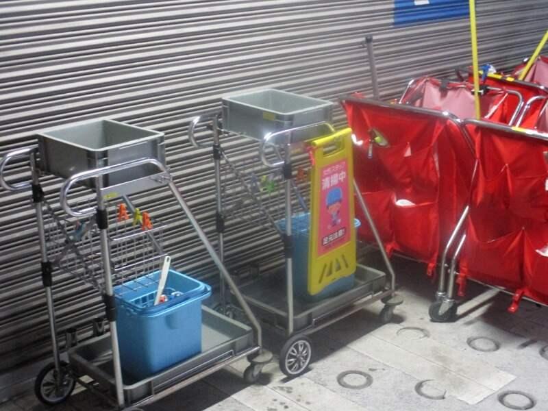 阪急阪神クリーンサービス株式会社　HEPファイブの仕事画像3