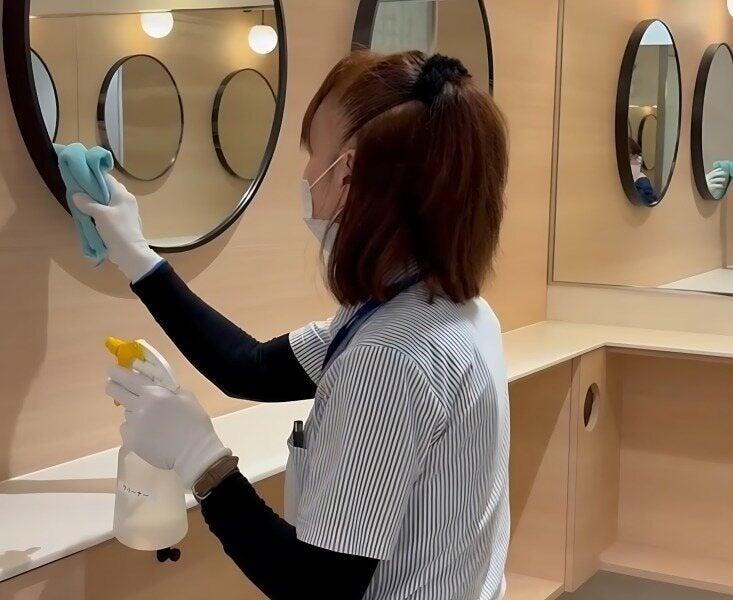 阪急阪神クリーンサービス株式会社　野田阪神ビルの仕事画像2