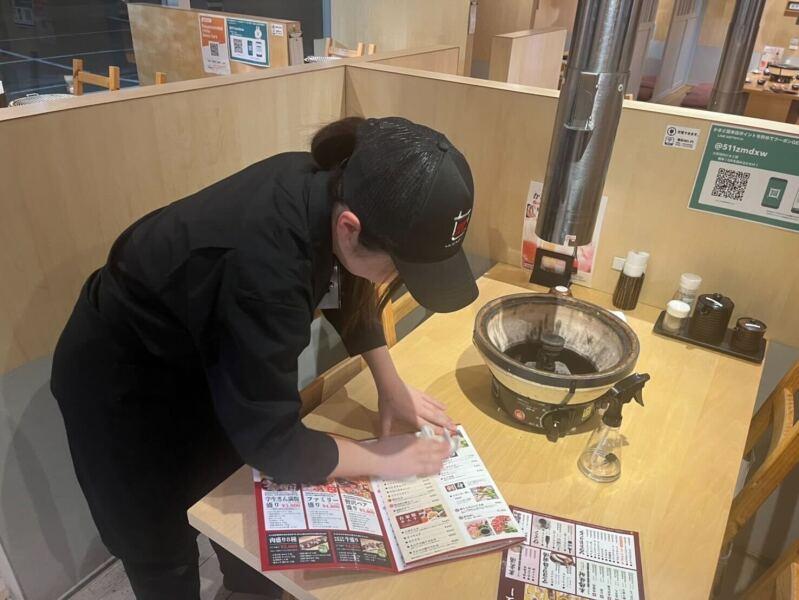 大衆焼肉 かまど屋の仕事画像3