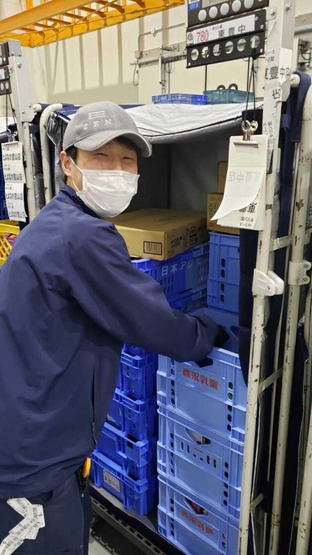 株式会社ZENの制服2