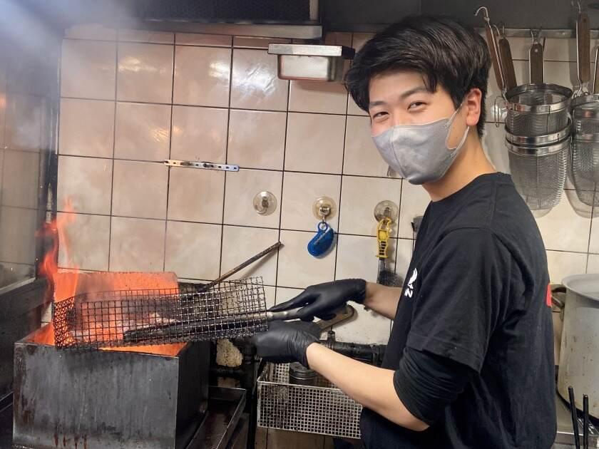 宮崎郷土料理　どぎゃん　本店の制服8
