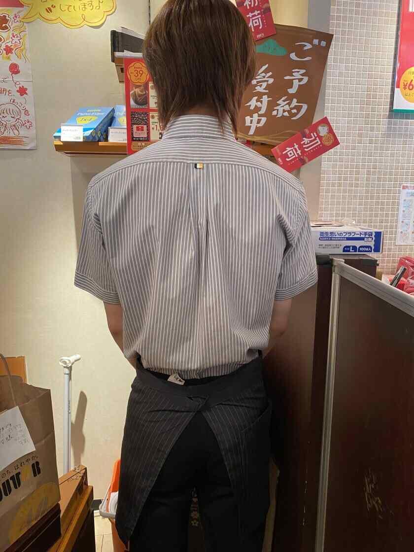 ドトール南柏店の制服2