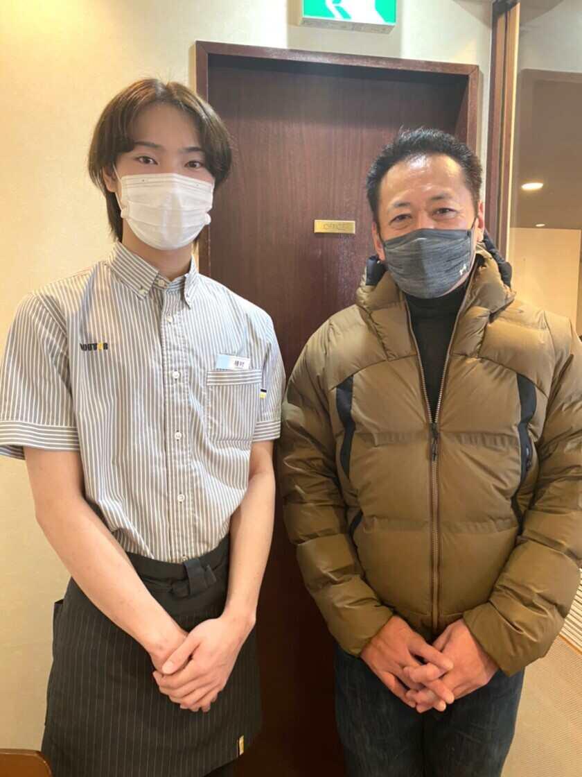 ドトール三郷店の制服2