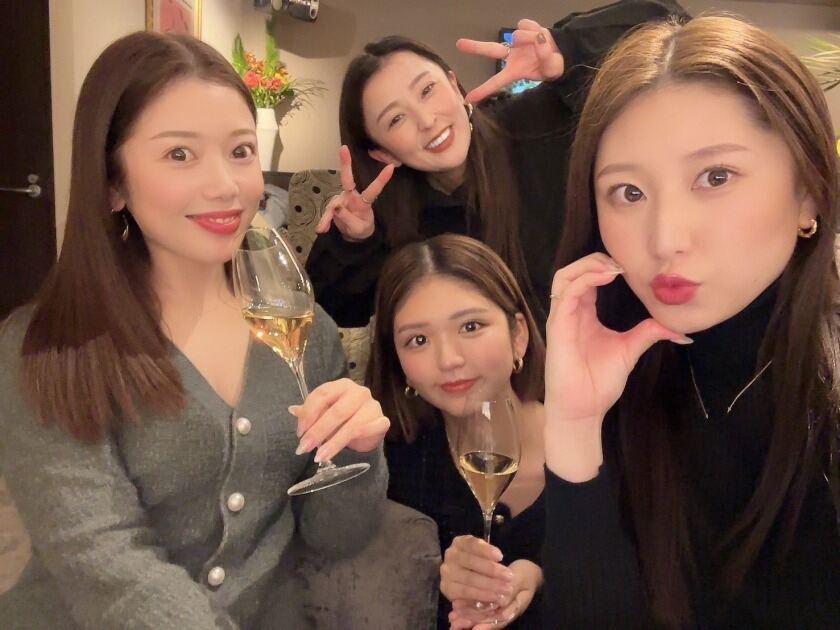 Charme de M（シャルムドエム）の制服4