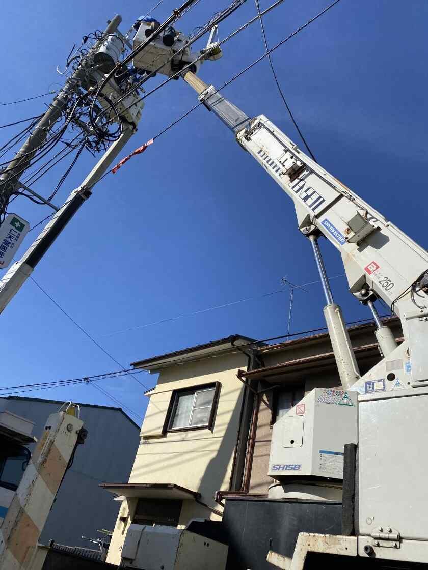 （有）金丸電設の制服1