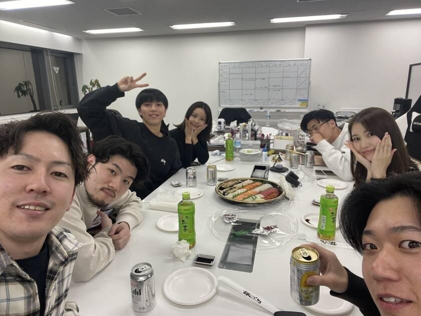 株式会社salombの制服1