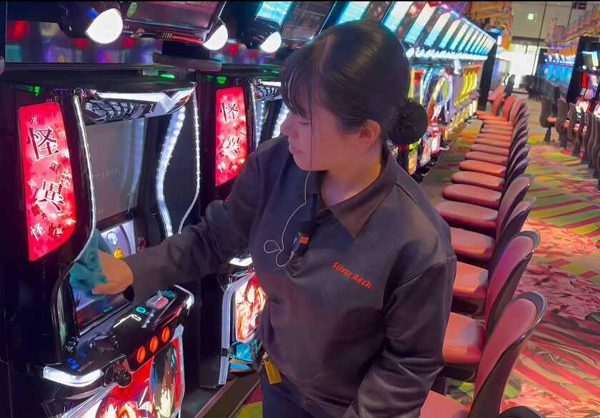 シルバーバック天草本渡店の制服2