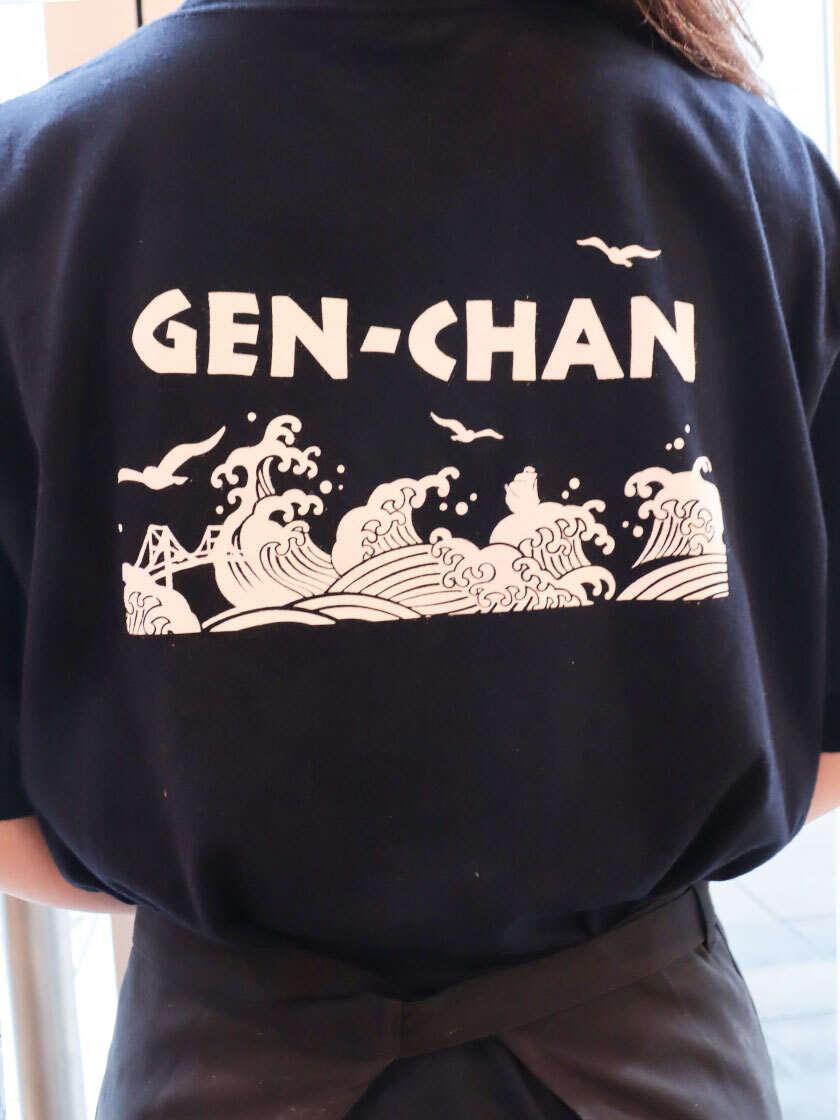 築地食堂 源ちゃん　両国店の制服2