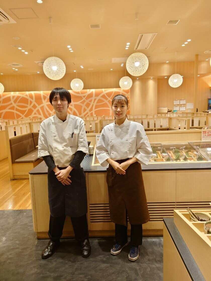 串家物語　イオンモール座間店の制服3