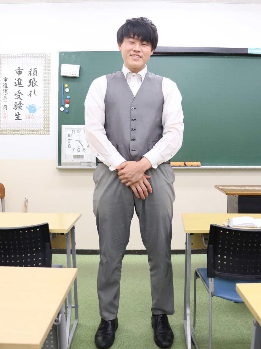 市進学院　印西牧の原教室の制服2