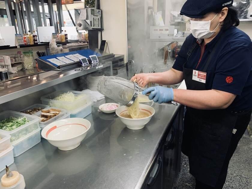 幸楽苑　内郷店の制服1