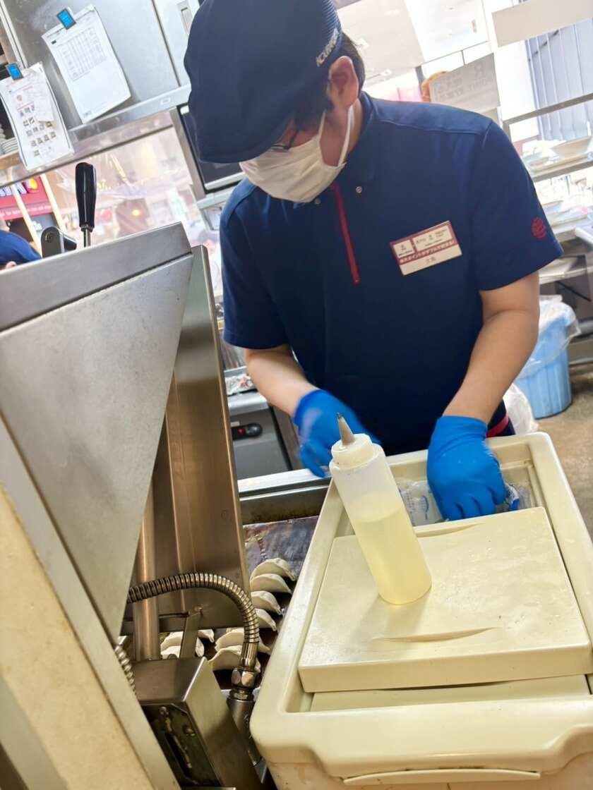 幸楽苑　谷川瀬店の制服1