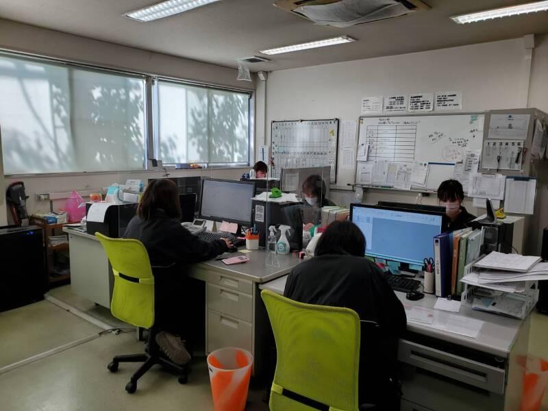 三光運輸株式会社 伊丹営業所の仕事画像2