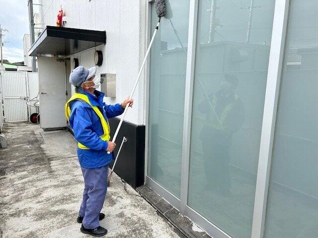 ニューヨーク出水店　清掃・駐車場係の仕事画像2