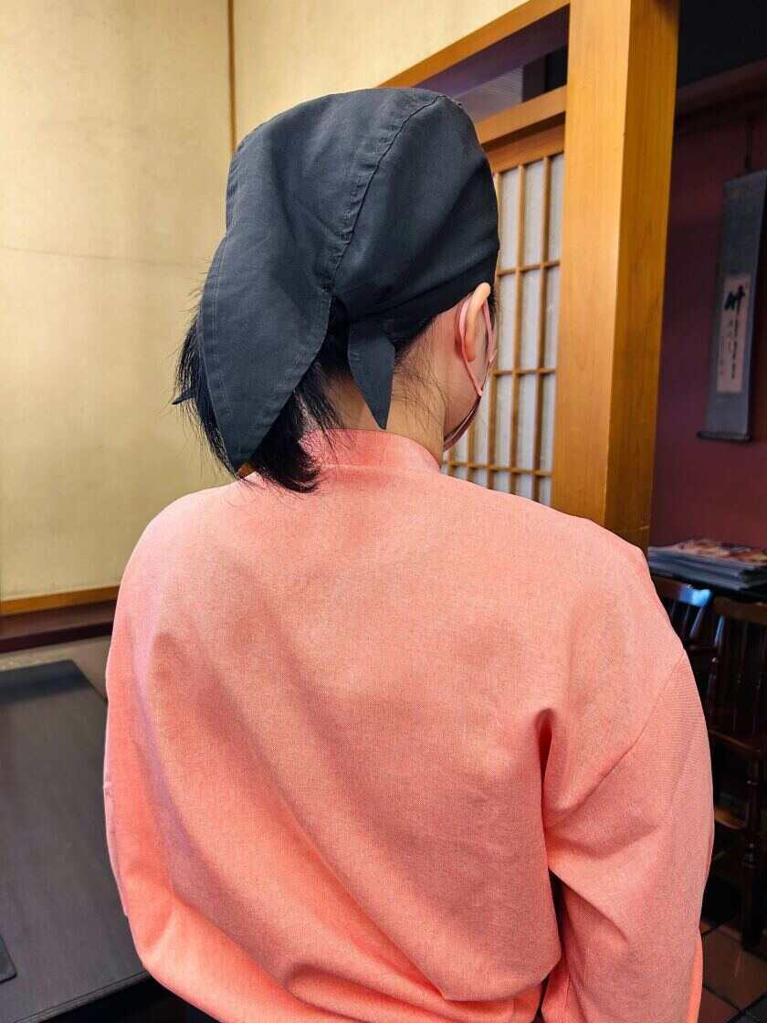 ながさわ宝殿店の制服3