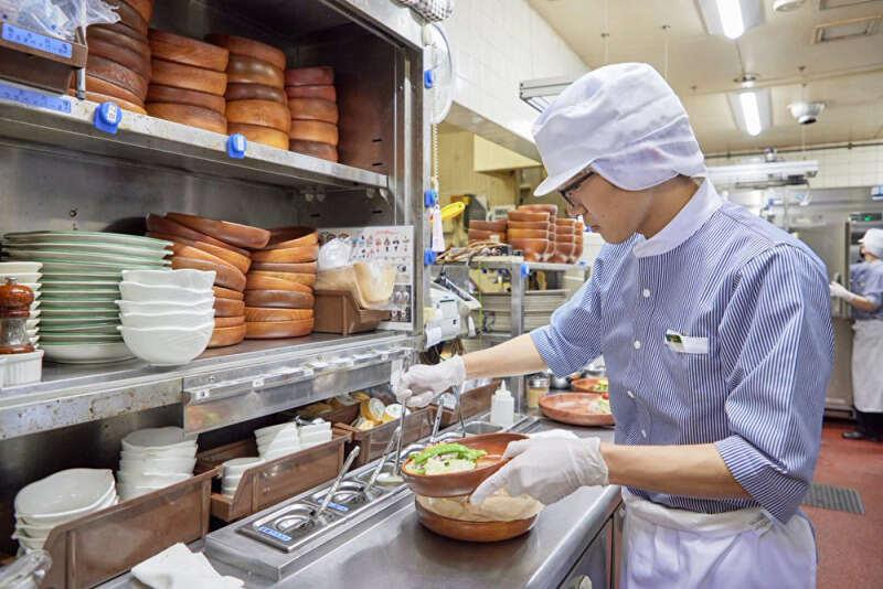 びっくりドンキー福生の仕事画像2