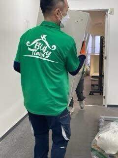 合同会社BigTimelyの制服1