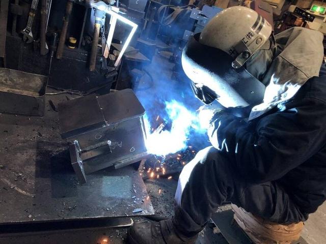 【安定収入】学歴不問/経験者優遇あり/初年度年収400万可/製造(工場・製造、札幌市西区)のイメージ画像