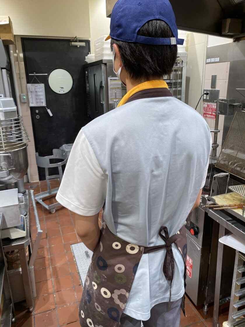 大和フーヅ株式会社 ミスタードーナツ　上尾モンシェリーショップの制服3