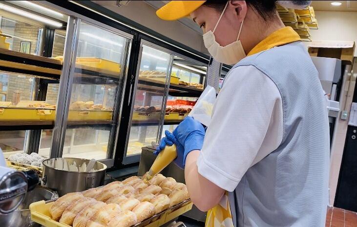 大和フーヅ株式会社 ミスタードーナツ　上尾モンシェリーショップの仕事画像2