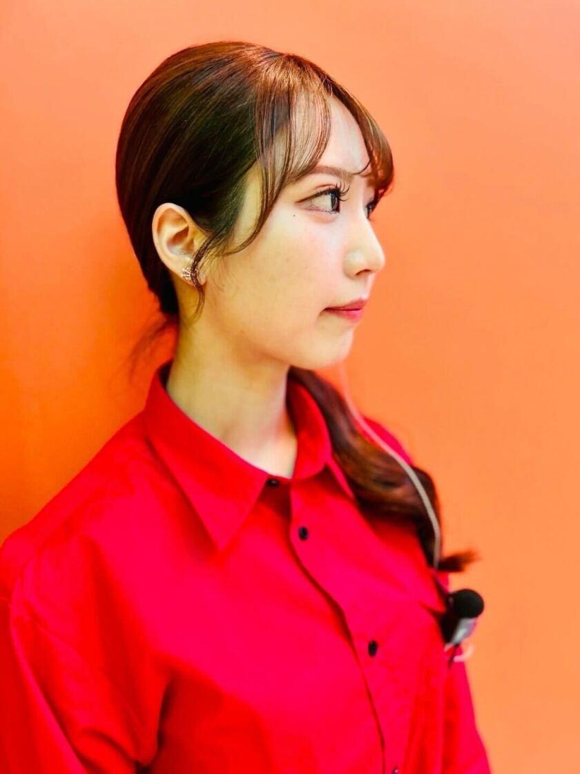 cafeハチスバ 上大岡店の制服3