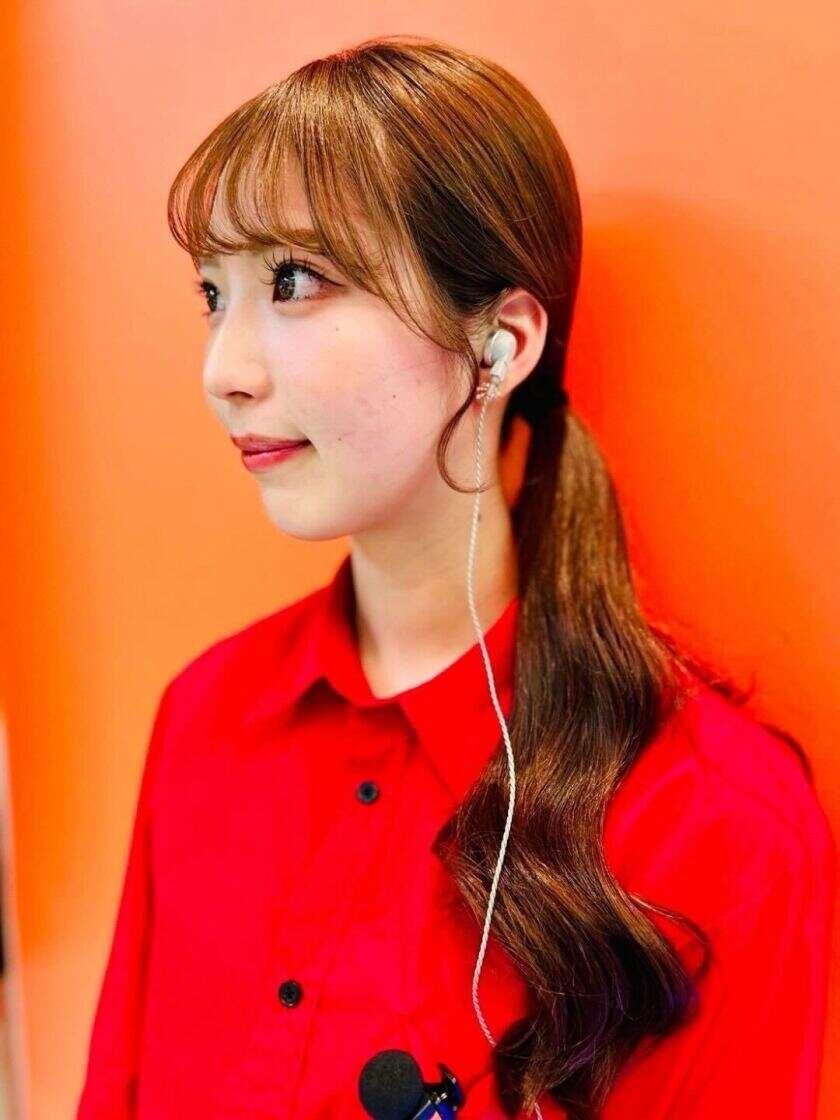 cafeハチスバ 上大岡店の制服2