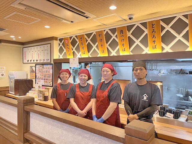 イフスコダイニング株式会社　小木曽製粉所　清須店の制服1