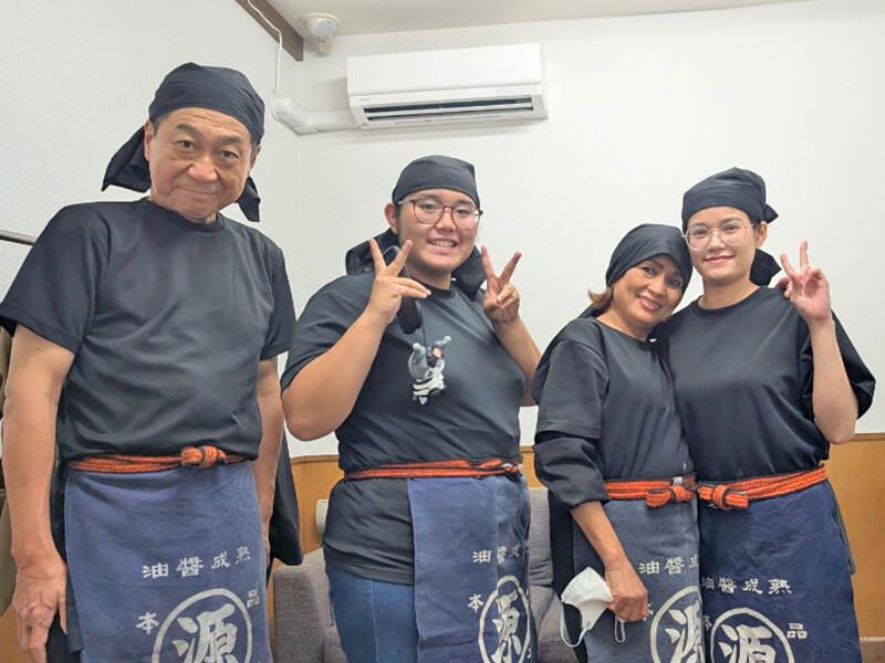 イフスコダイニング株式会社　丸源ラーメン　当知店の制服2