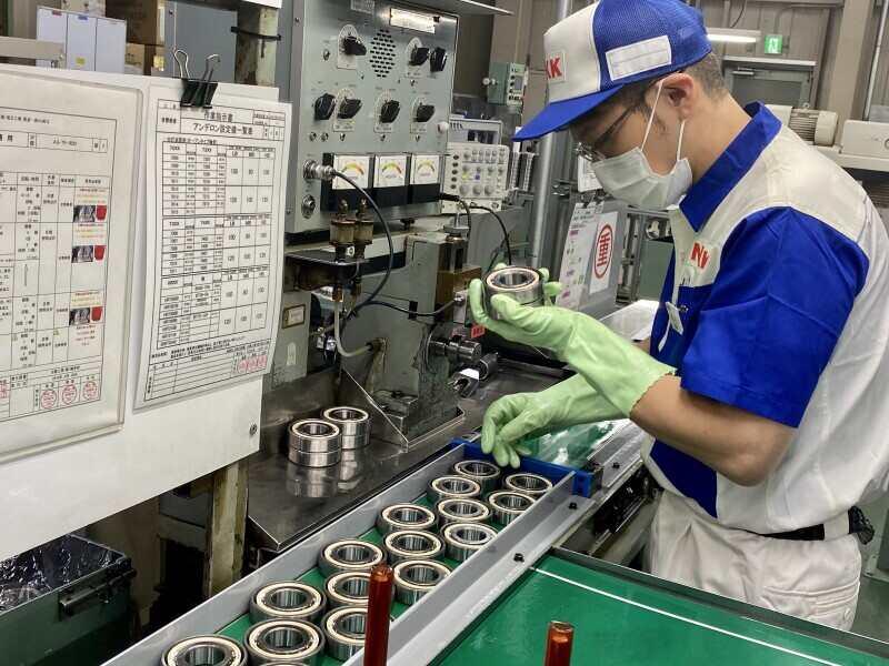 日精工業株式会社　石部事業所の仕事画像2