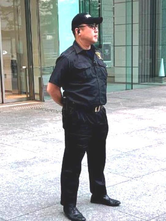 富士防災警備株式会社　第一営業所の制服4