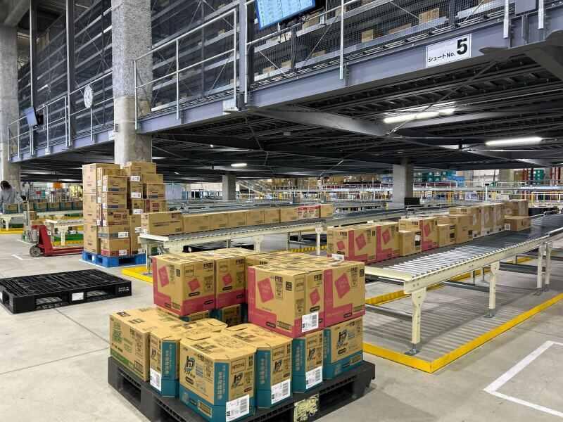 ハリマ共和物産株式会社　中部小牧物流センターの仕事画像2