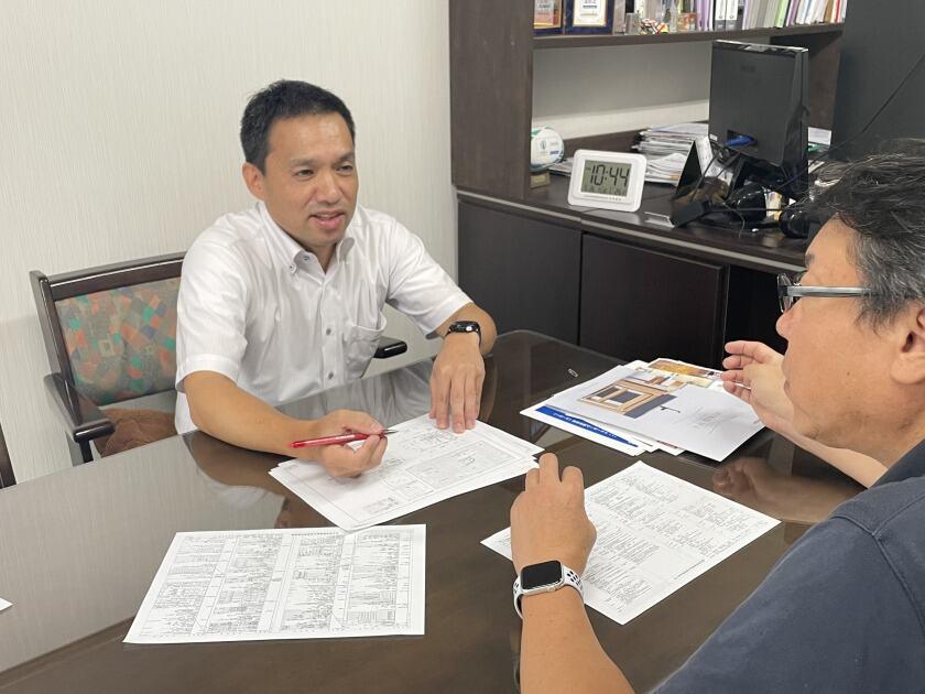 株式会社山内工務店の制服1