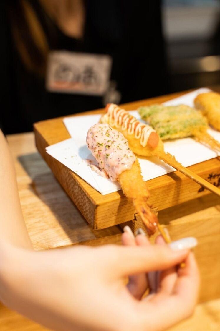 京串揚げとお酒 あいよっ！！ 四条高倉店の制服6