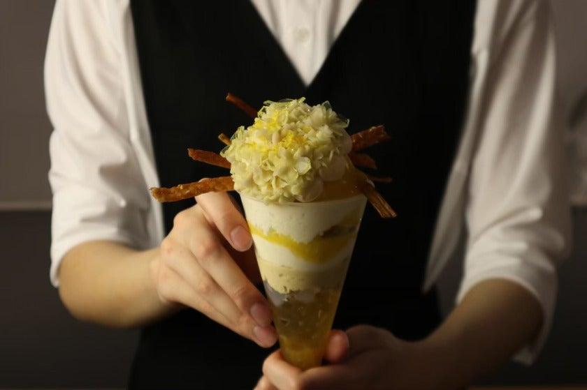 夜パフェ専門店 　 Parfaiteria beL渋谷の制服3