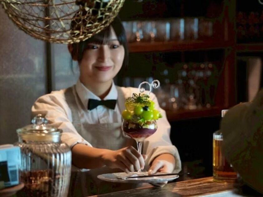 夜パフェ専門店 ななかま堂の制服4