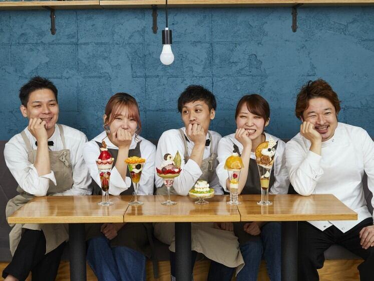 夜パフェ専門店 Parfaiteria beL 渋谷の制服4