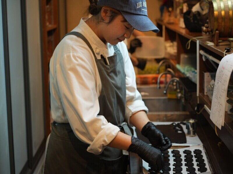 夜パフェ専門店 Parfaiteria PaLの仕事画像1