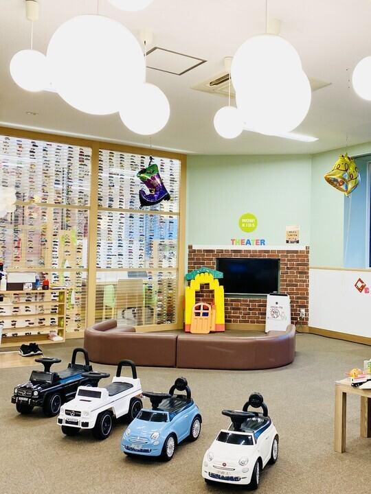 ガリバー守山店（接客）の制服1