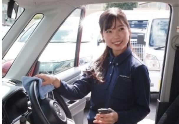 株式会社トヨタレンタリース神戸　三宮駅前店の仕事画像1