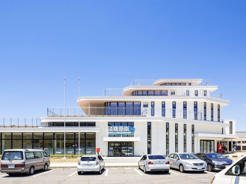 淡路島南パーキングエリアの制服2