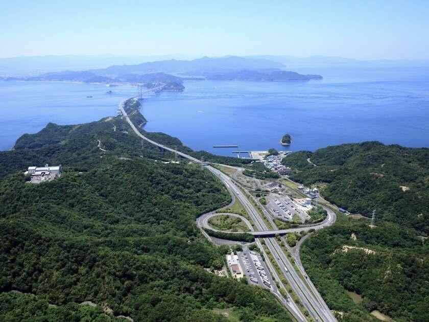 淡路島南パーキングエリアの制服3
