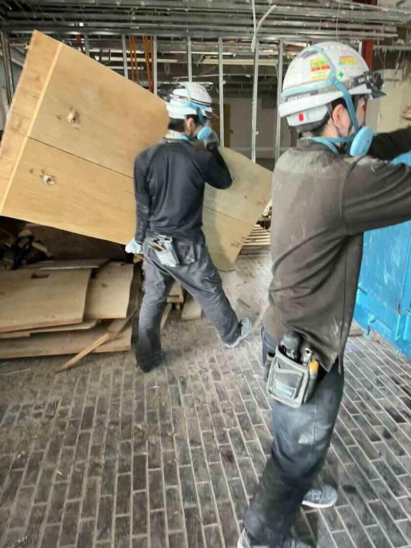 株式会社和夢の制服1