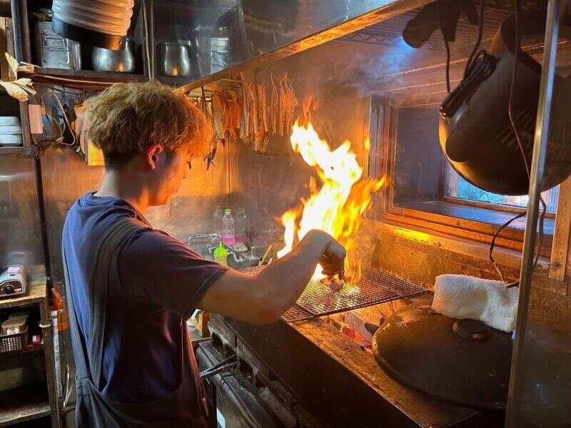 磯ぎよし 下川端店の仕事画像3