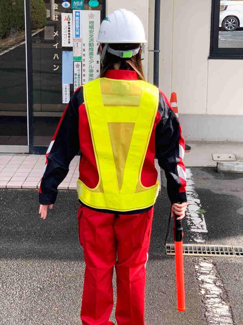 株式会社メイハン 警備員の制服2