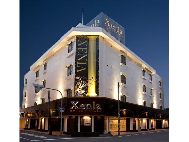 ホテル XenIa（ジィニア）十三店　の仕事画像1