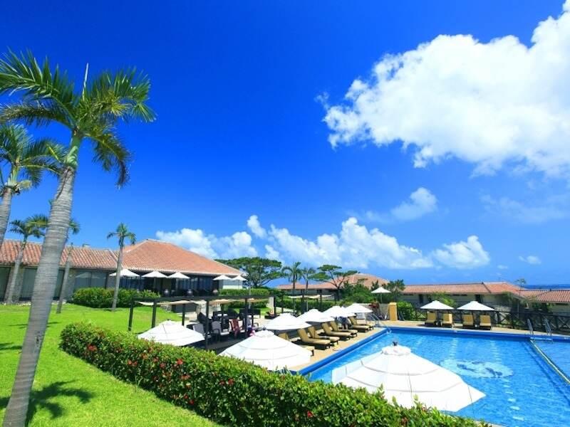 リピーターが多い！継続率も良い！働きやすい環境です＼人気の沖縄リゾートホテル／の仕事画像2