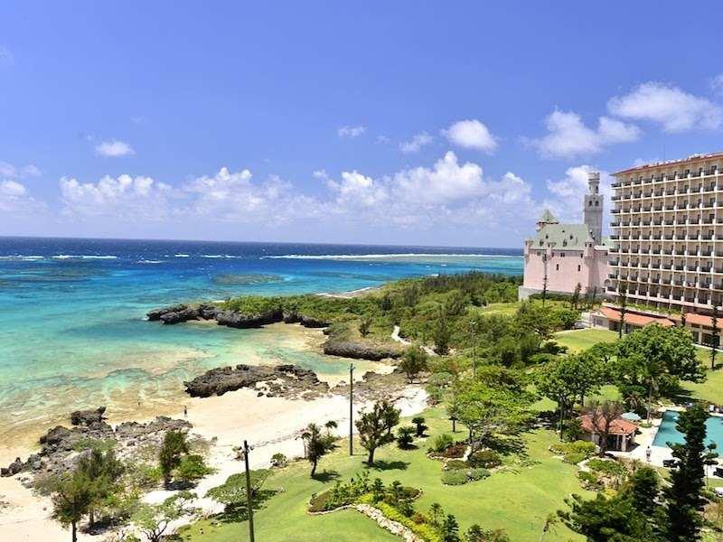 寮費/水道/光熱費無料♪交通費の支給あり♪沖縄リゾートバイトの仕事画像2