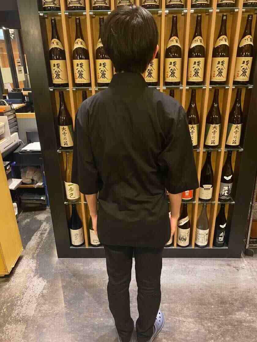 魚吉　札幌駅前本店の制服2