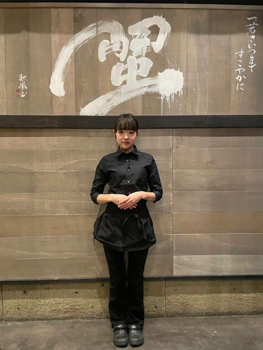 株式会社弁慶　カニカニランドの制服2